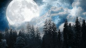 Lună Plină mai 2023: Zodiile care vor fi influențate de acest aspect astronomic